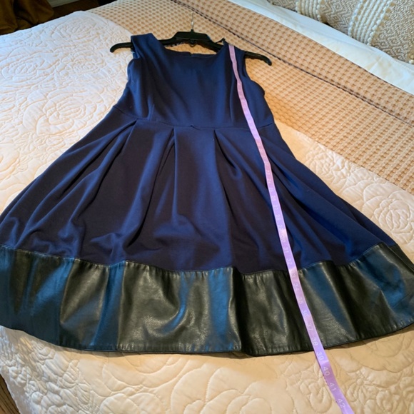 Calvin Klein Faux Leather Trim Fit&Flare Dress Blue/Black Size 12 - Picture 9 of 11
